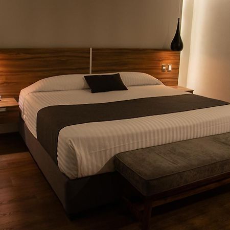 Estanza Hotel & Suites Morelia Kültér fotó
