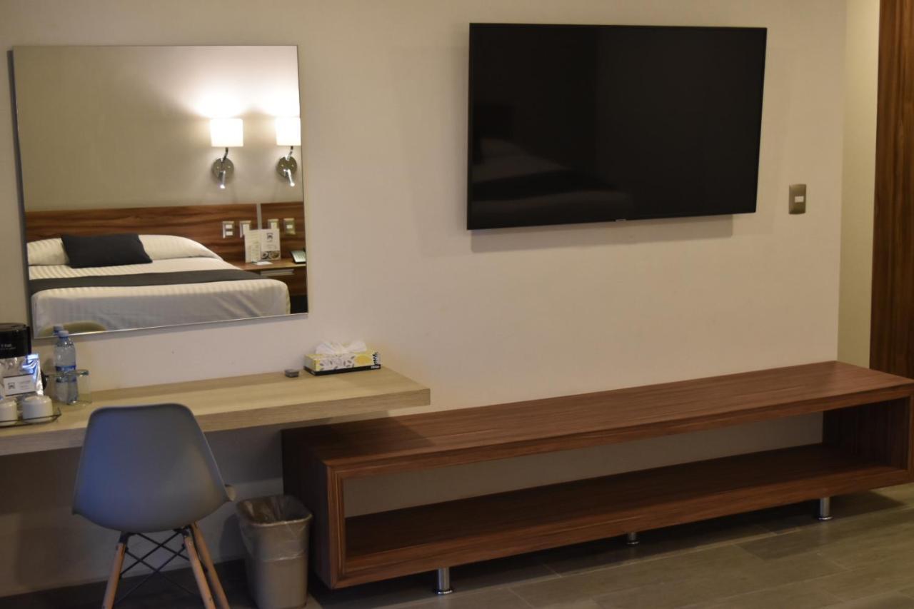 Estanza Hotel & Suites Morelia Kültér fotó