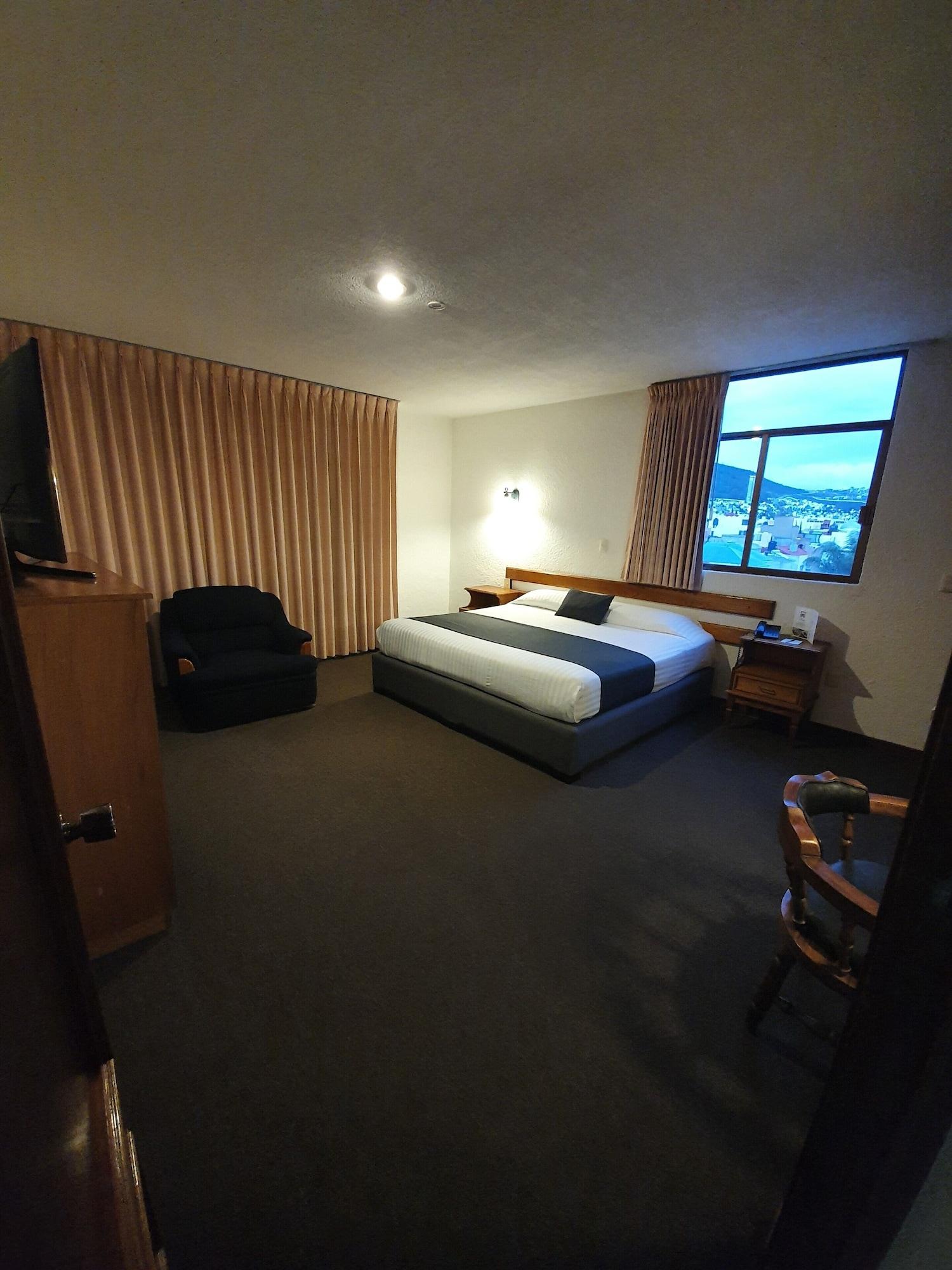 Estanza Hotel & Suites Morelia Kültér fotó