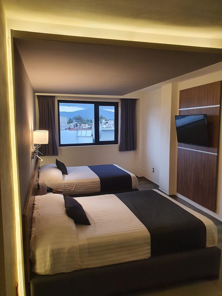 Estanza Hotel & Suites Morelia Kültér fotó