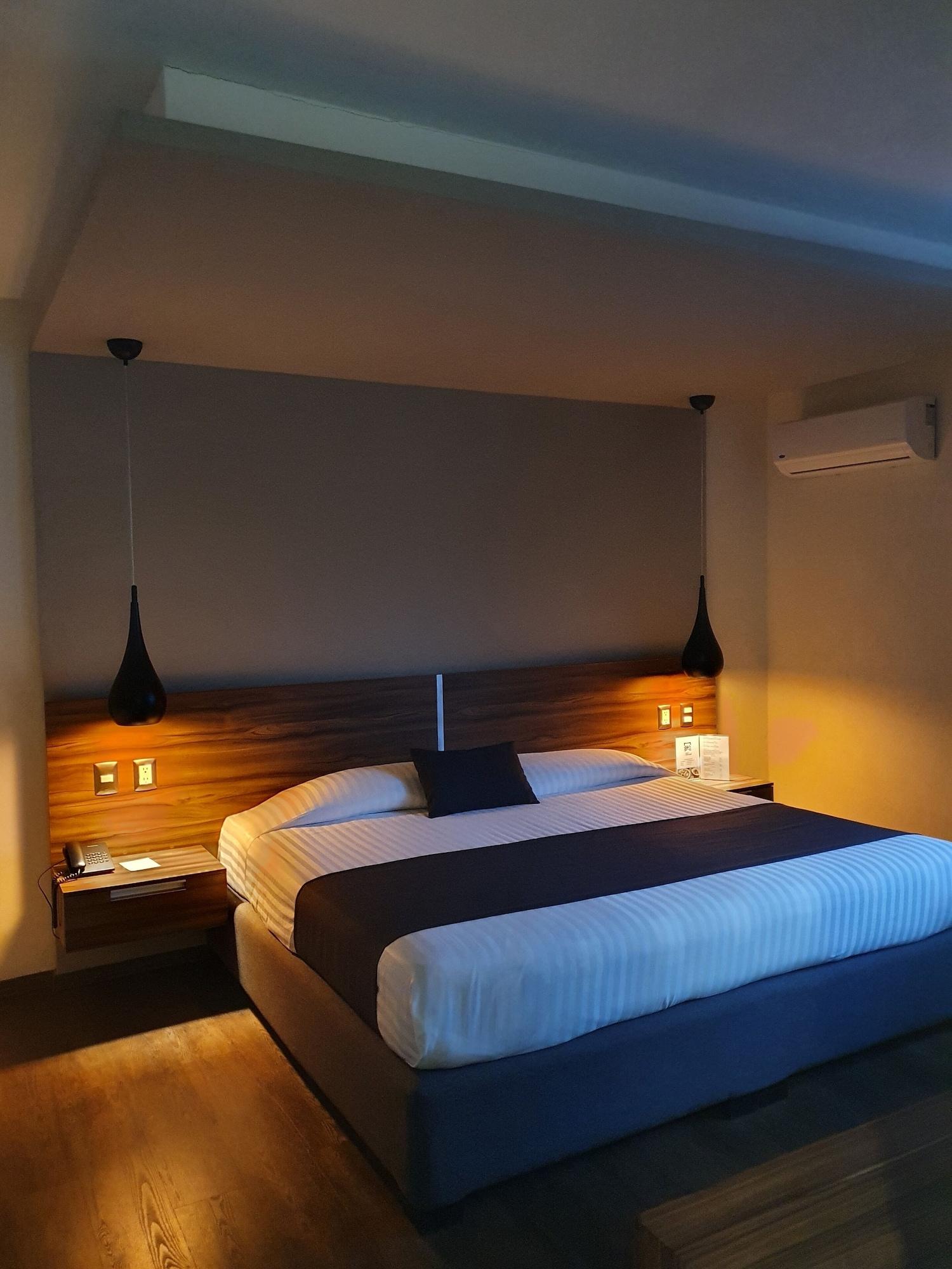 Estanza Hotel & Suites Morelia Kültér fotó
