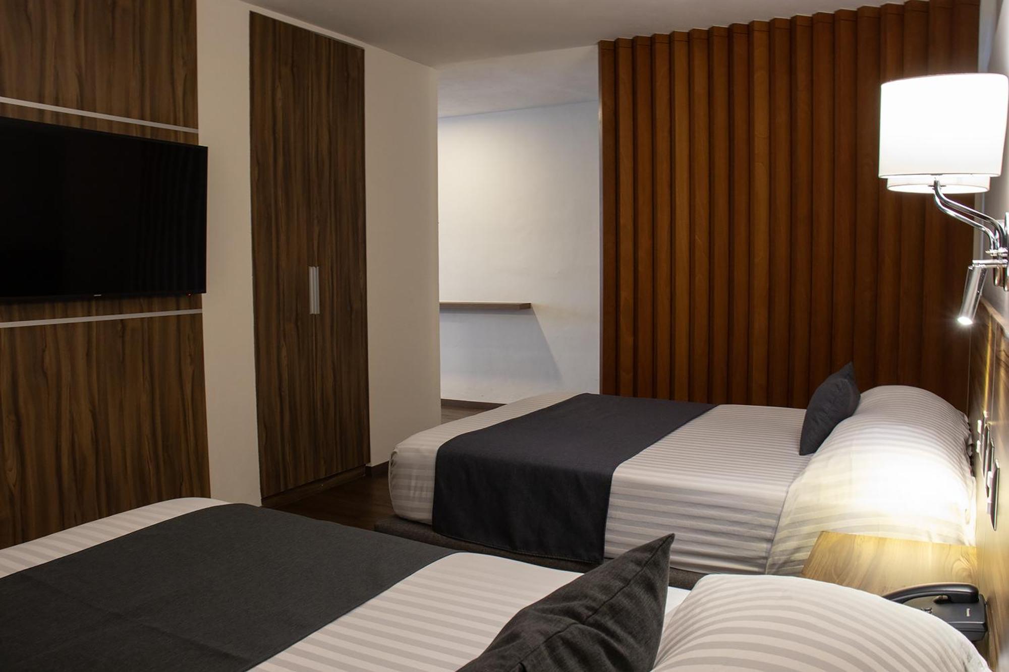 Estanza Hotel & Suites Morelia Kültér fotó