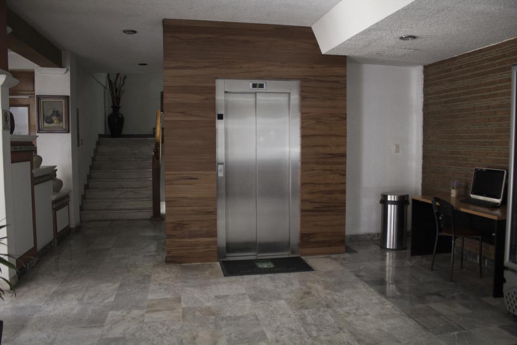 Estanza Hotel & Suites Morelia Kültér fotó
